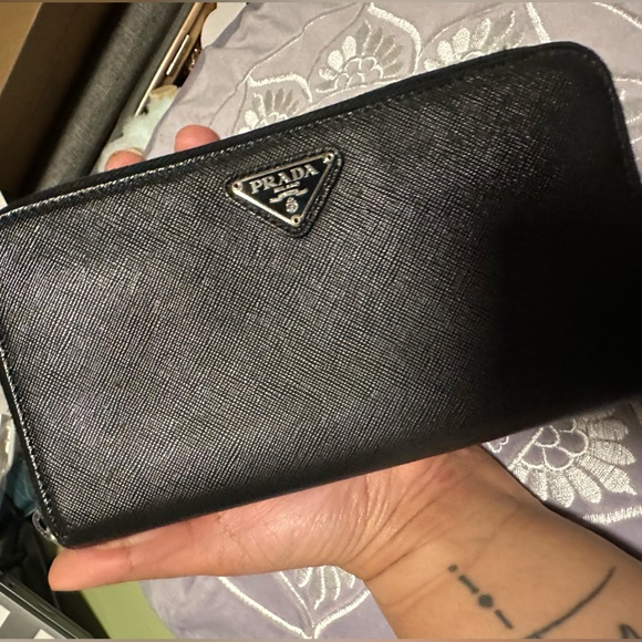 EUC Prada Saffiano Leather Zip Around Wallet - Picture 1 of 14